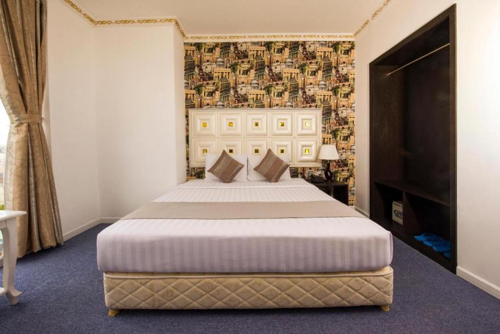 Golden Crown Hotel Saigon Cidade de Ho Chi Minh Exterior foto