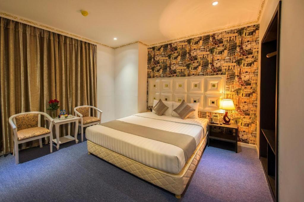 Golden Crown Hotel Saigon Cidade de Ho Chi Minh Exterior foto