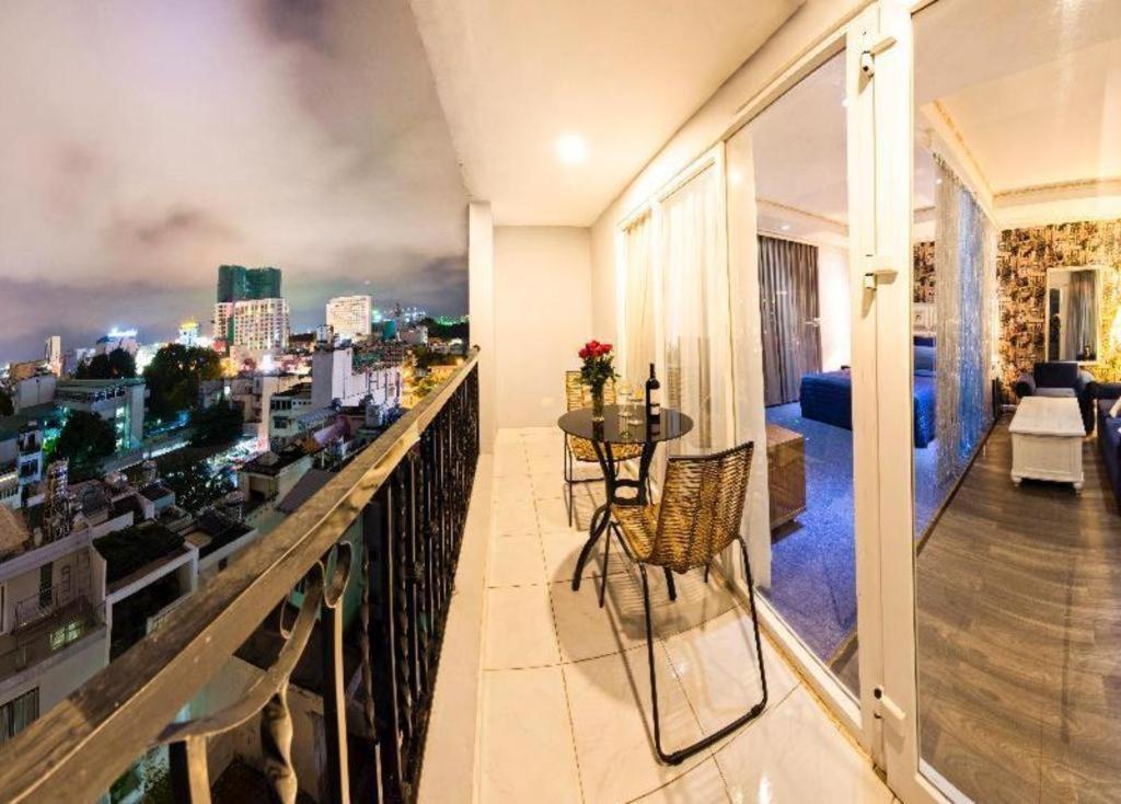 Golden Crown Hotel Saigon Cidade de Ho Chi Minh Exterior foto